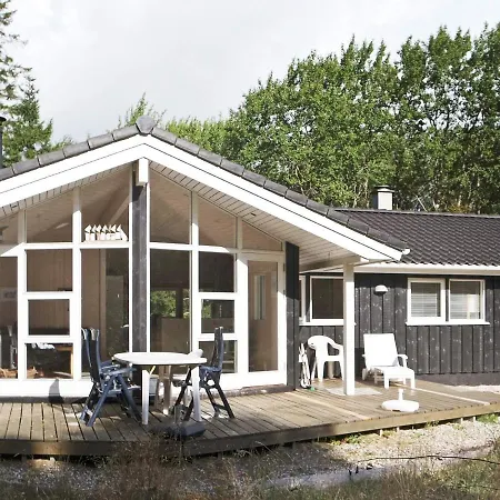 6 Person In Hadsund